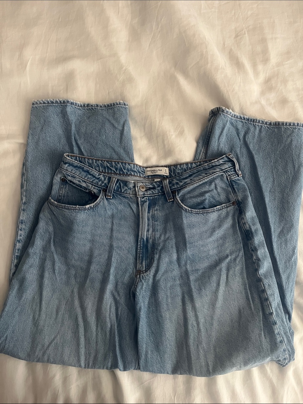 Abercrombie Wide Leg Jeans - Mid Rise